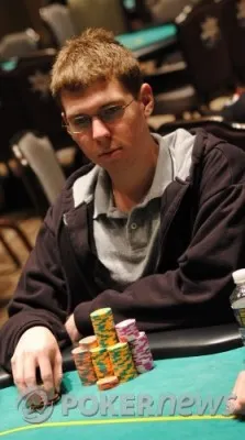 Weekly Turbo: Nasce o PokerStatic.com Launches, Jean-Robert Bellande Busto e Mais 102