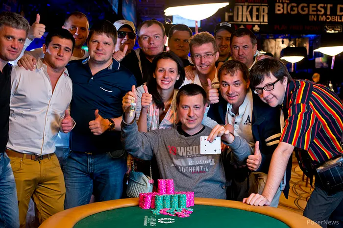 Vladimir Shchmelev and Ben Volpe Claim Gold on Day 30 of 2013 World Series of Poker 0001