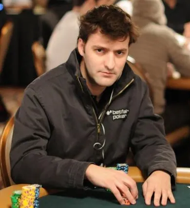 WSOP 2009: 10 Portugueses Garantem Lugar no Dia 3 do Main Event 0001