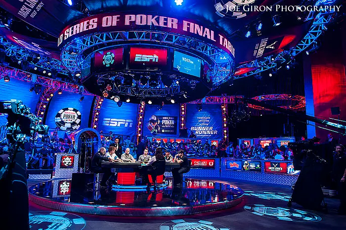 Main Event : Le replay vidéo de la deuxième partie du November Nine 0001