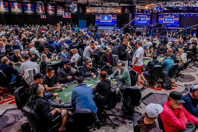 Field-Event 81-10k Main Event No-Limit Hold'em-World Championship