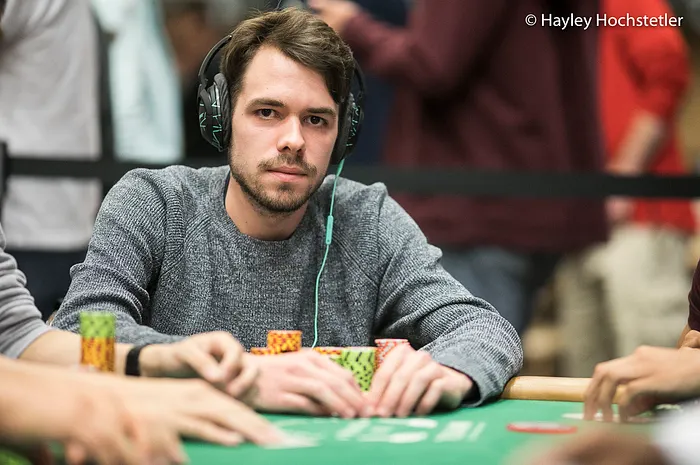 Mini Main Event WSOP : Jeremy Saderne en finale avec le deuxième tapis 0001