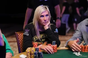 2013 WSOP Main Event Day 5: Merson Falls, Rustom Leads & Glazier Last Woman Standing 104