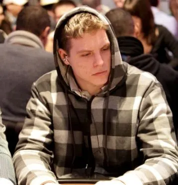 Alek "astazz" Stasiak wins second WSOP bracelet in Event #52: $1,000 NLHE