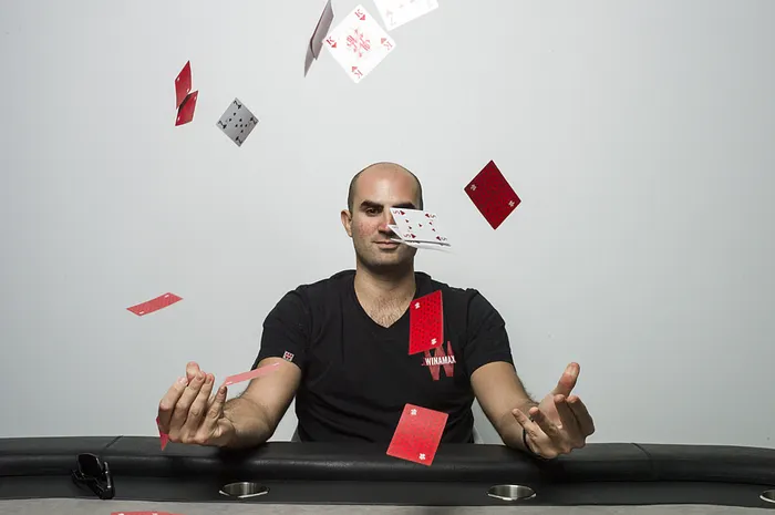 Sylvain Loosli en direct sur Twitch mercredi soir 0001