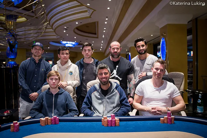 Final Table Group Picture
