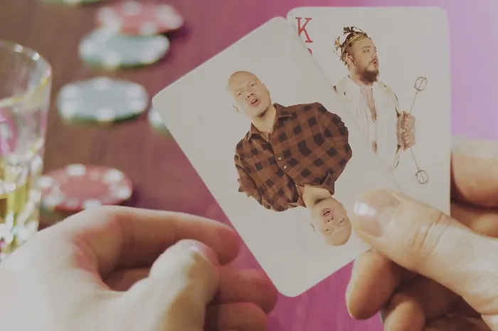 Ilari Sahamies se met à la chanson et tourne un clip 0001