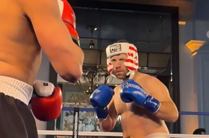 Jungleman Poker Boxing Match