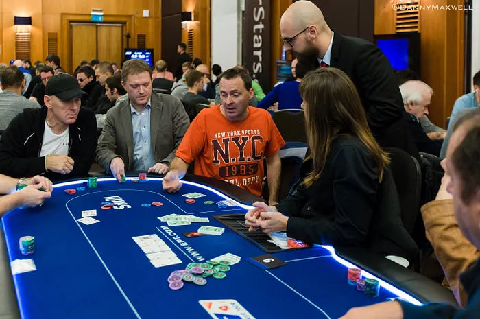 How to Handle Disputes When Playing Poker in a Casino