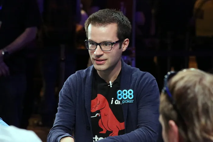 Michael Niwinski Making a Name for Himself in the 2016 WSOP Main Event 0001