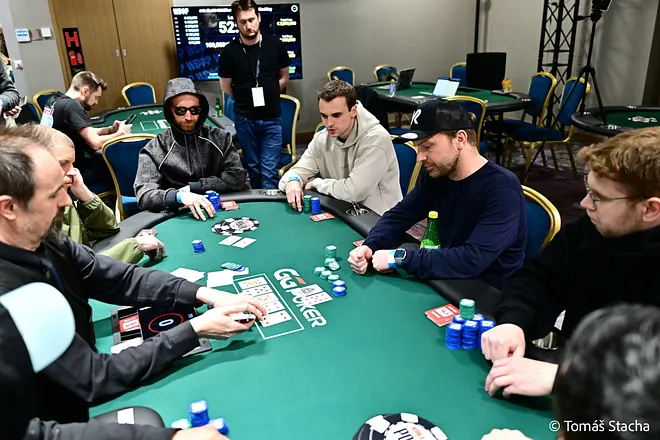 Zackary Estes vs Mike Watson