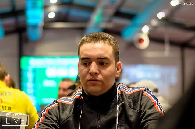 Mustafa Uyar moves up to fifth in chips
