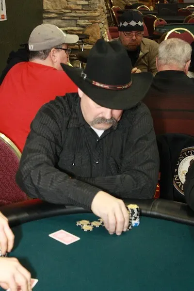 Follow the PokerNews MSPT Ho-Chunk Main Event Action Here (Updated 22:00 CT) 120