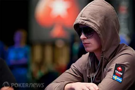 SuperStars Showdown : Haxton encore battu par Viktor Blom 0001