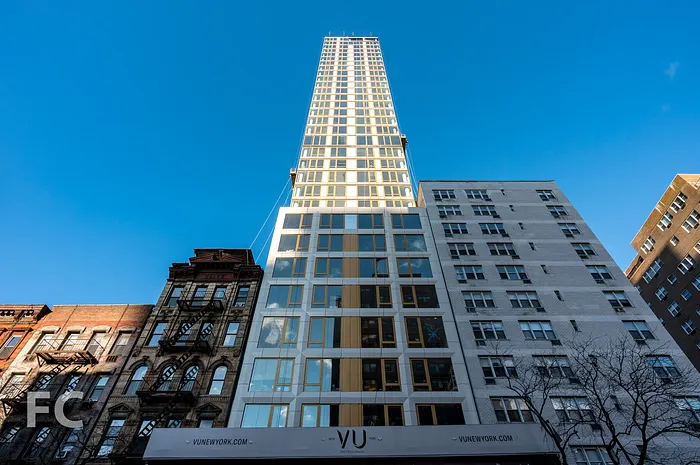 Poker Player Sued for Getting High Too Often in Luxury Condo