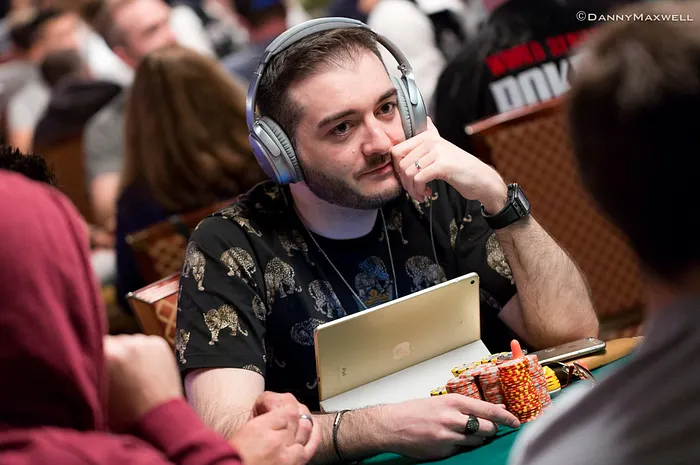 WSOP : Loosli, Guerrero, Diaz, Reard, Brosolo, Kerignard à 27 left du 6-Max à 5000$ 0001
