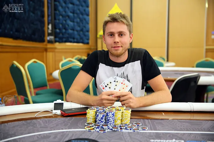 Adrien Allain revient avec un succès 0001