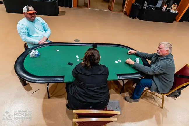 Main Event HeadsUp