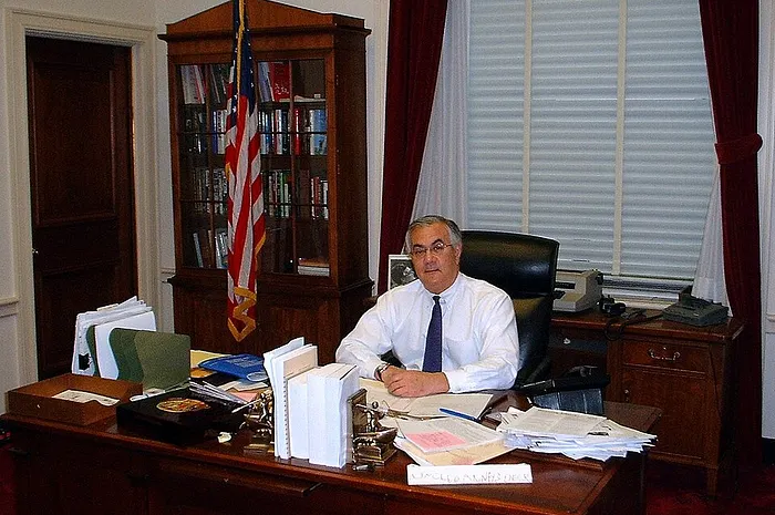 Barney Frank, Congressman Who Fought to Legalize Online Poker, Passes Away