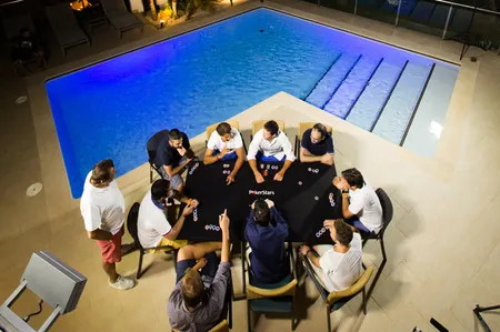 Home game, poker et piscine