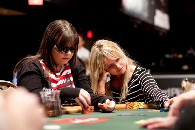 Annette Obrestad has defeated Fatima Moreira de Melo heads up to move on to tomorrow's final
