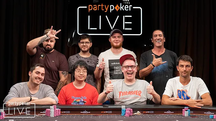 Mesa final do Rio Open do partypoker MILLIONS South America