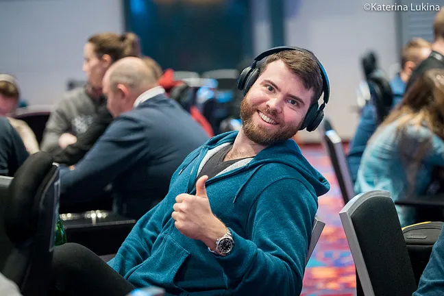 Jack "Swaggersorus" Sinclair 5th in chips heading into Day 2