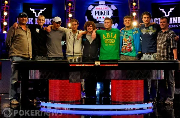 Main Event WSOP 2011 : qui sont les November Nine ? 112
