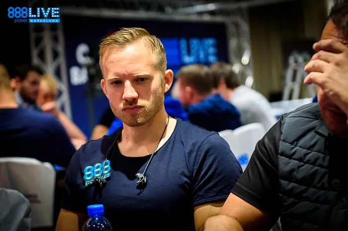 Salamone Dominates 888poker LIVE Barcelona Day 1c; Jacobson Enters Late and Spins Up Stack