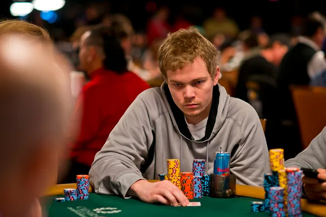 Barry Hutter is Trying to Reclaim the Chip Lead He Held After Day 1