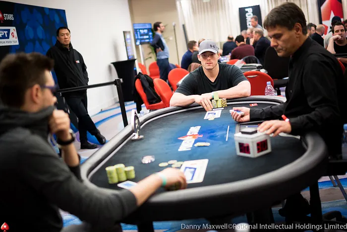 Matthias Eibinger - Alex Foxen Heads Up