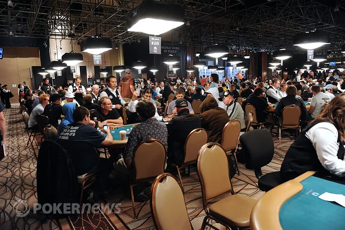Main Event WSOP 2011 (Jour 2b) : Ben Lamb, encore et toujours 106