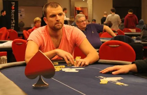 Mathieu Jacqmin en HU pour le Pique Rouge