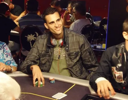 Entrevistas EPT BCN 2013: Gerardinho (NOMERCYY33) 0001