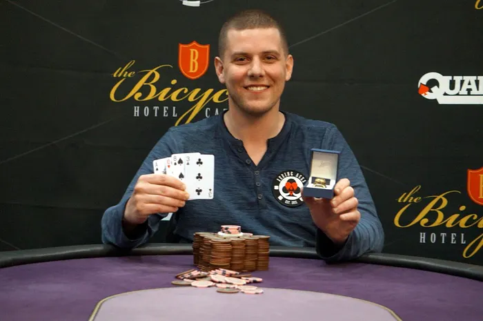 WSOPC : Ari Engel remporte sa 9e bague, 11 ans jour pour jour après la première 0001
