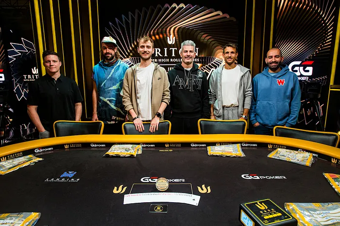 joao-vieira-mesa-final-triton-poker-jeju