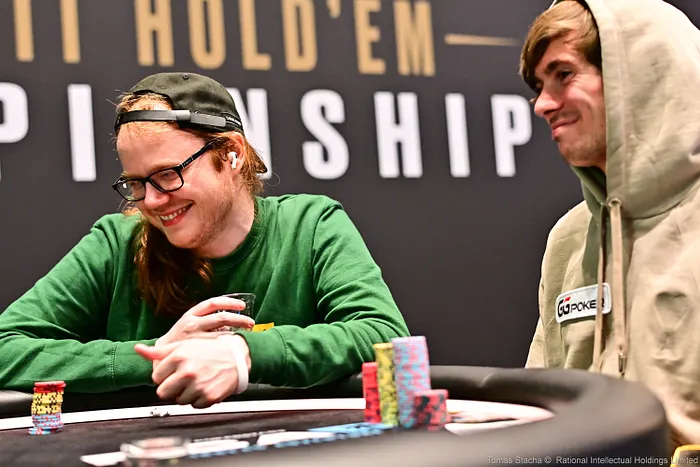 Conor Beresford, Fador Holz