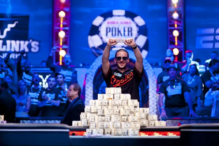 2012 World Series of Poker Main Event Final Table Photo Blog Day 2 119