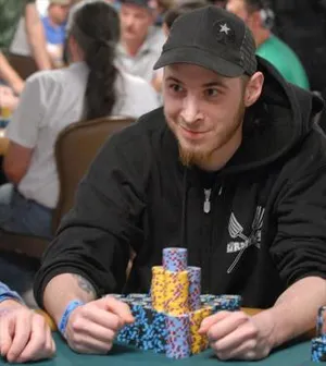 2009 WSOP: Evento#7 - $1,500 No-Limit Hold'em, Dia 1 – Greeley Acaba na Frente 0001