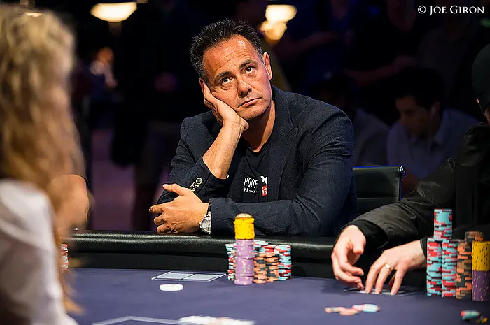 Tom Hall passe de 115 à 103 kilos et encaisse 950.000$ 0001