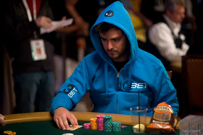 2013 World Series of Poker Day 19: Kenneth Lind Wins Seniors Championship for 5,000 102