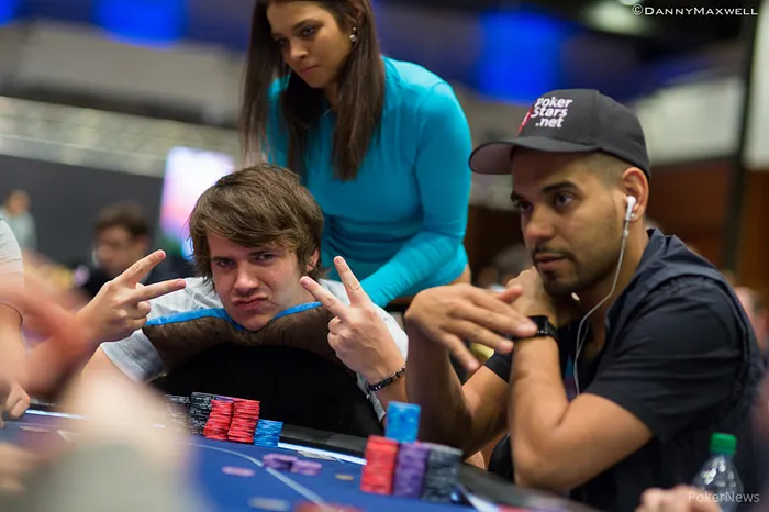 Brèves Poker : la victoire de Mr_Sneeze, un lancer de porn star, les soldats de Rettenmaier 102