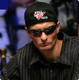 Perfil PokerNews - Michael Binger 101