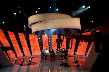 Big Game PokerStars : Vanessa Rousso plane, Tony G creuse 0001