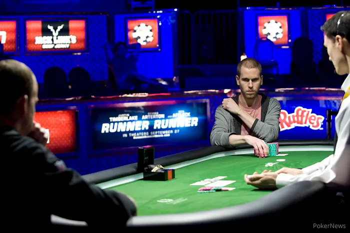 2013 WSOP Día 24: Jeff Madsen gana su primer brazalete, Raul Paez lider Día 2 101