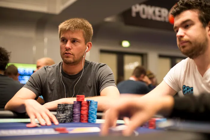 EPT Barcelona 10300€ : Papazian leader à 14 left, Kaverman, Sammartino, Petrangelo et Kitty Kuo toujours en piste 0001