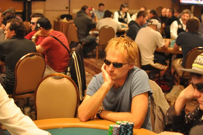 All Mucked Up: 2012 World Series of Poker Day 31 Live Blog 105
