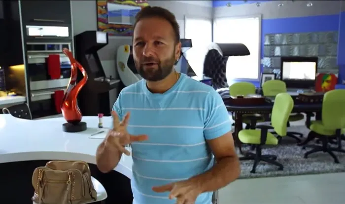 Brèves Poker : la maison de Negreanu, le Ice Bucket Challenge de Galfond, Blom vs. Hansen