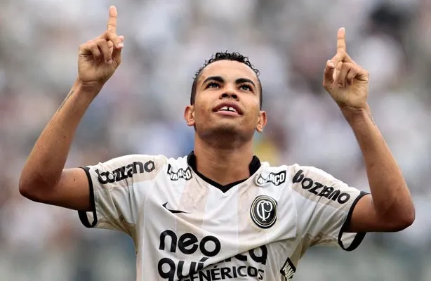 Dentinho foi Vice-Campeão do Bounty Builder High Roller ($15.410) 0001