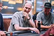 Lenda do poker, Erik Seidel volta ao gamão após 40 anos e conquista vice-campeonato